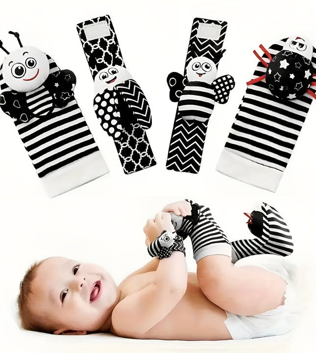 Wiggle & Giggle Rattle Socks
